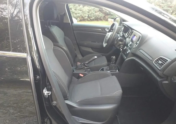 Renault Megane cena 29900 przebieg: 32000, rok produkcji 2019 z Korsze małe 172